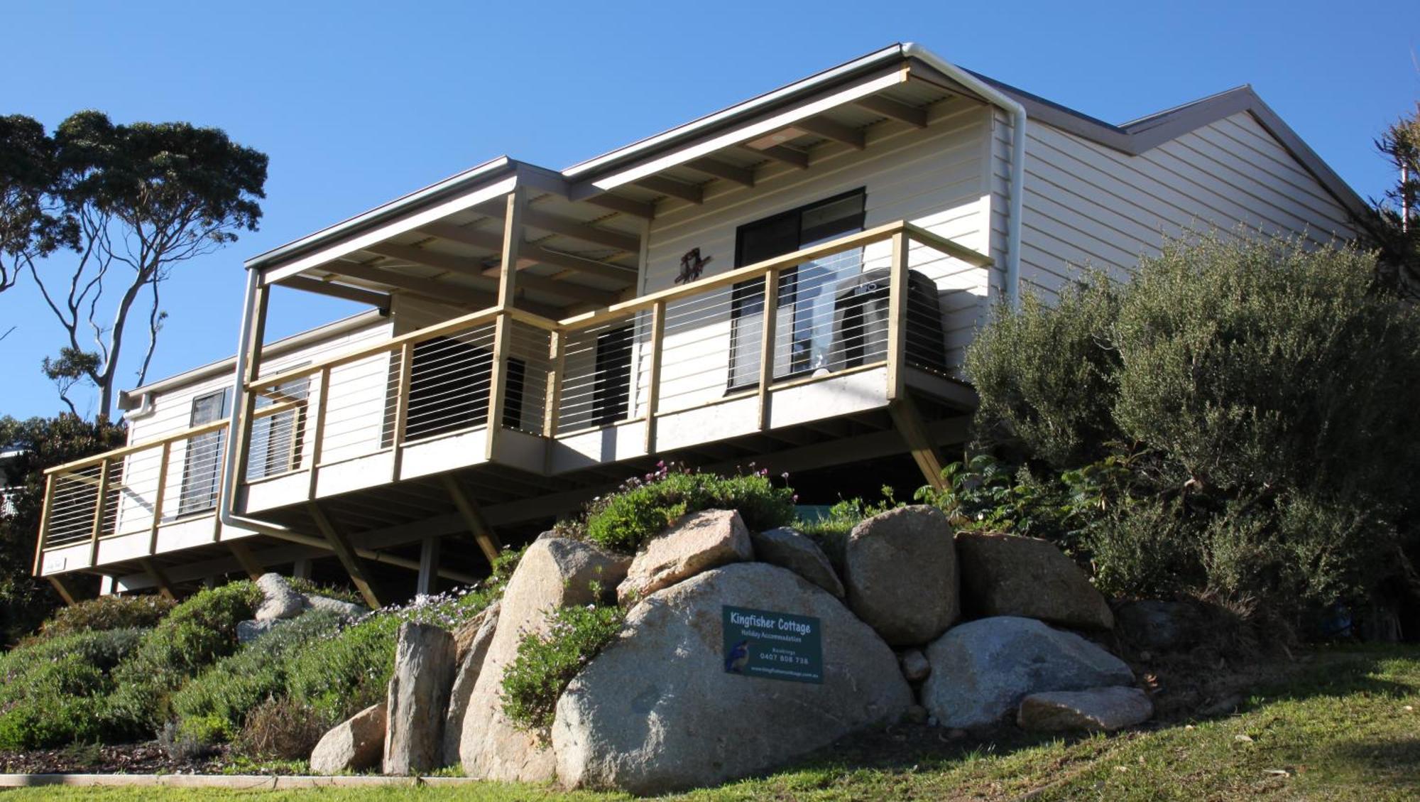 Kingfisher Cottage Beachfront At The Binalong Bay Εξωτερικό φωτογραφία